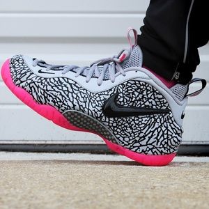 Nike Air Foamposite Pro Wolf Grey/Hyper Pink-Black